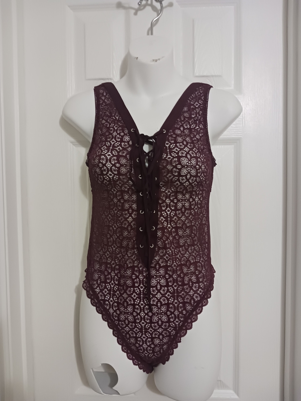 Victoria's Secret Burgundy Lace-Up Floral Lace Mesh Teddy Medium